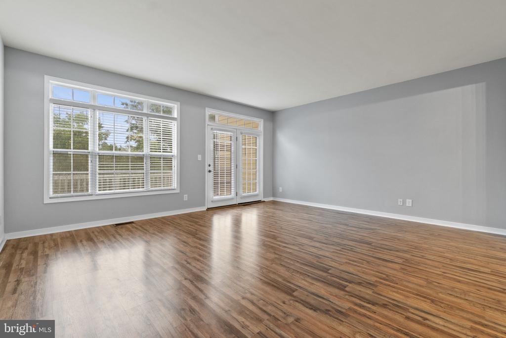 205 MONROE POINT DR.