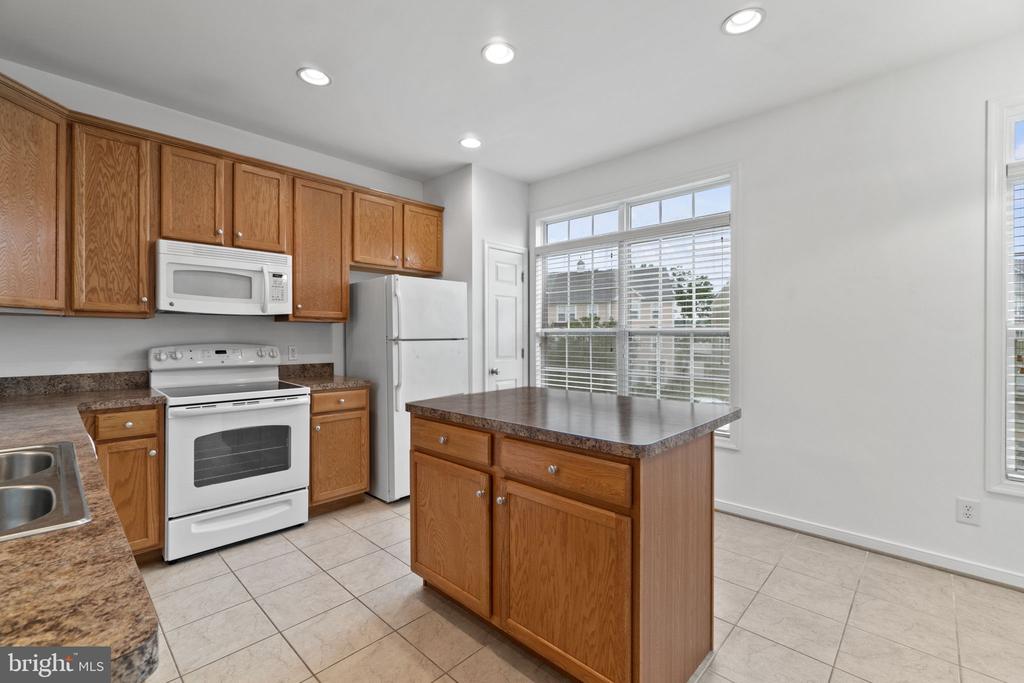 205 MONROE POINT DR.