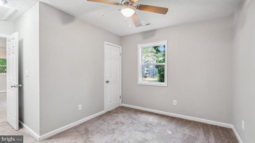 301 2ND STREET
