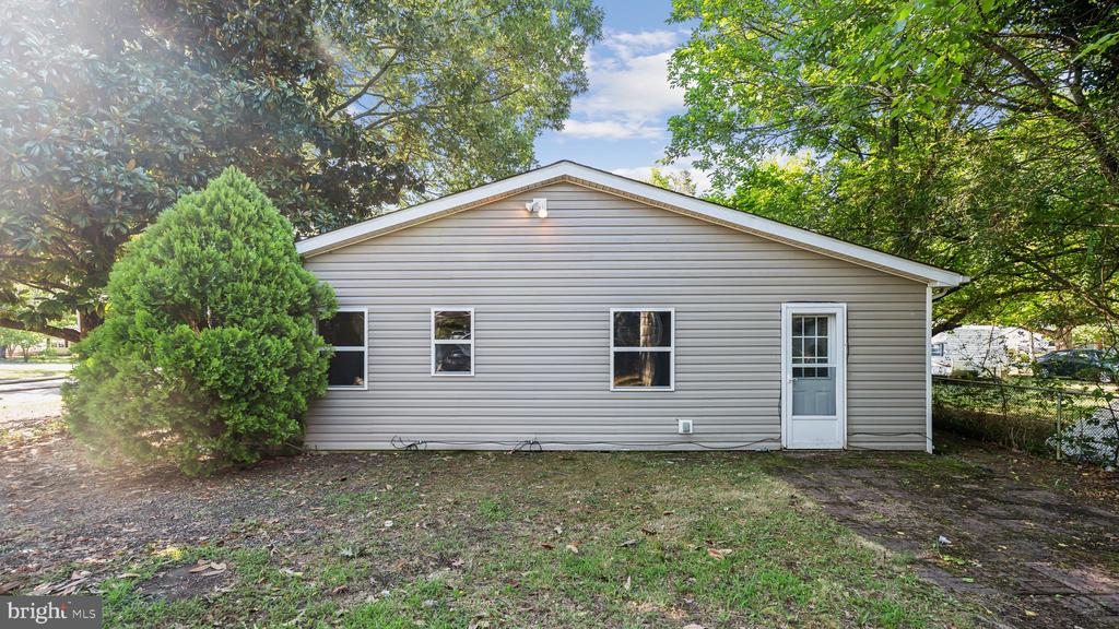 301 2ND STREET