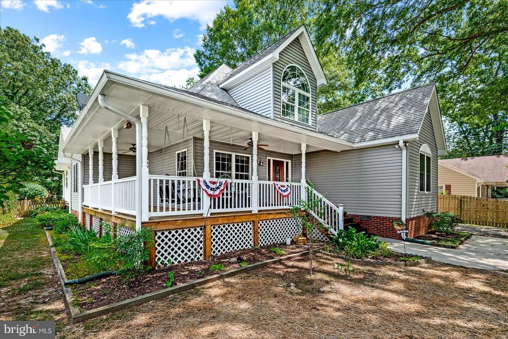 124 CEDAR AVENUE