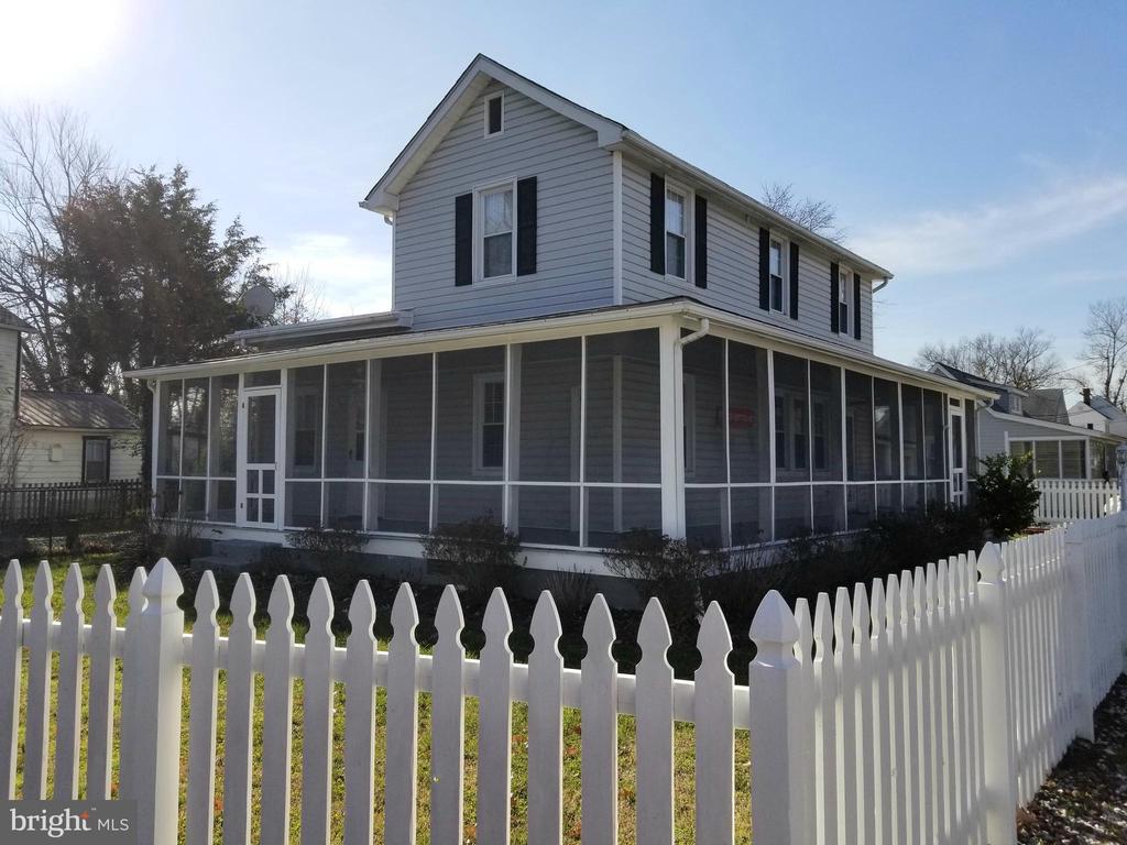 300 LAFAYETTE STREET