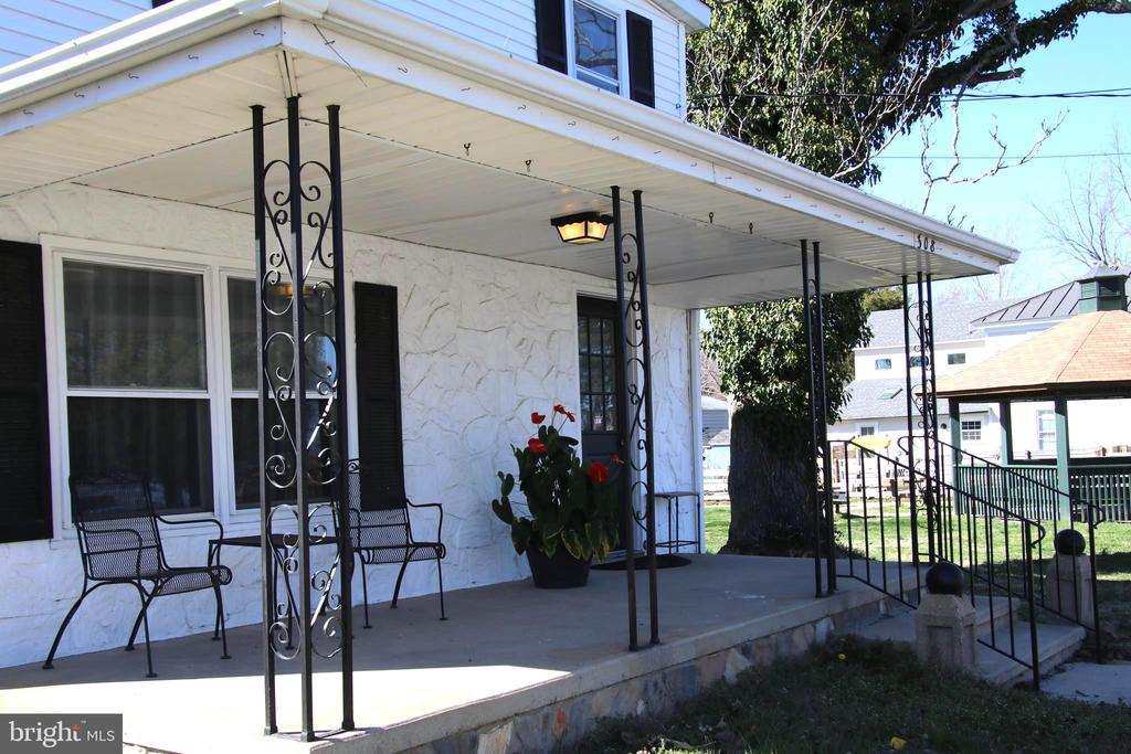 308 WASHINGTON AVENUE