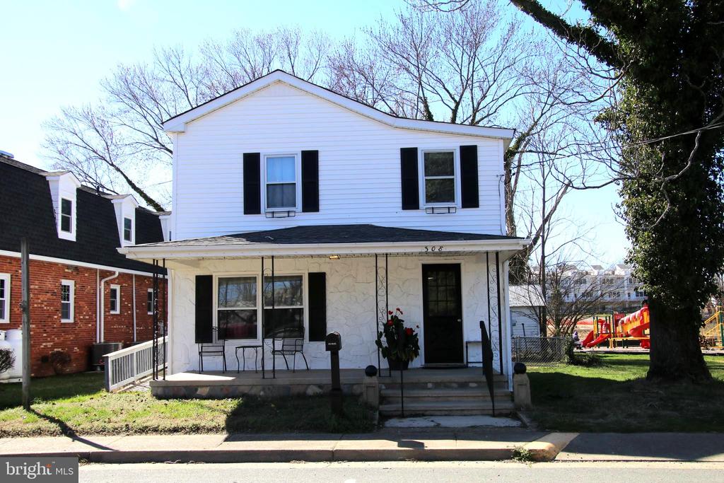 308 WASHINGTON AVENUE
