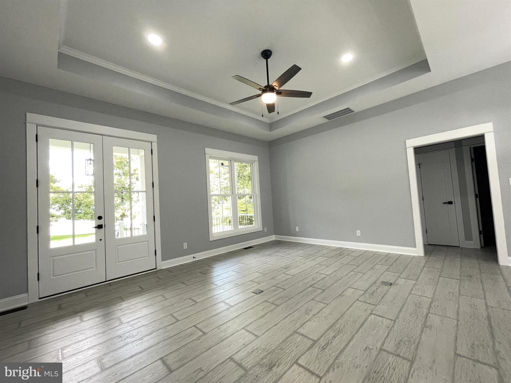 3420 RIVERVIEW DRIVE