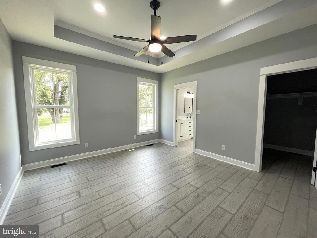 3420 RIVERVIEW DRIVE