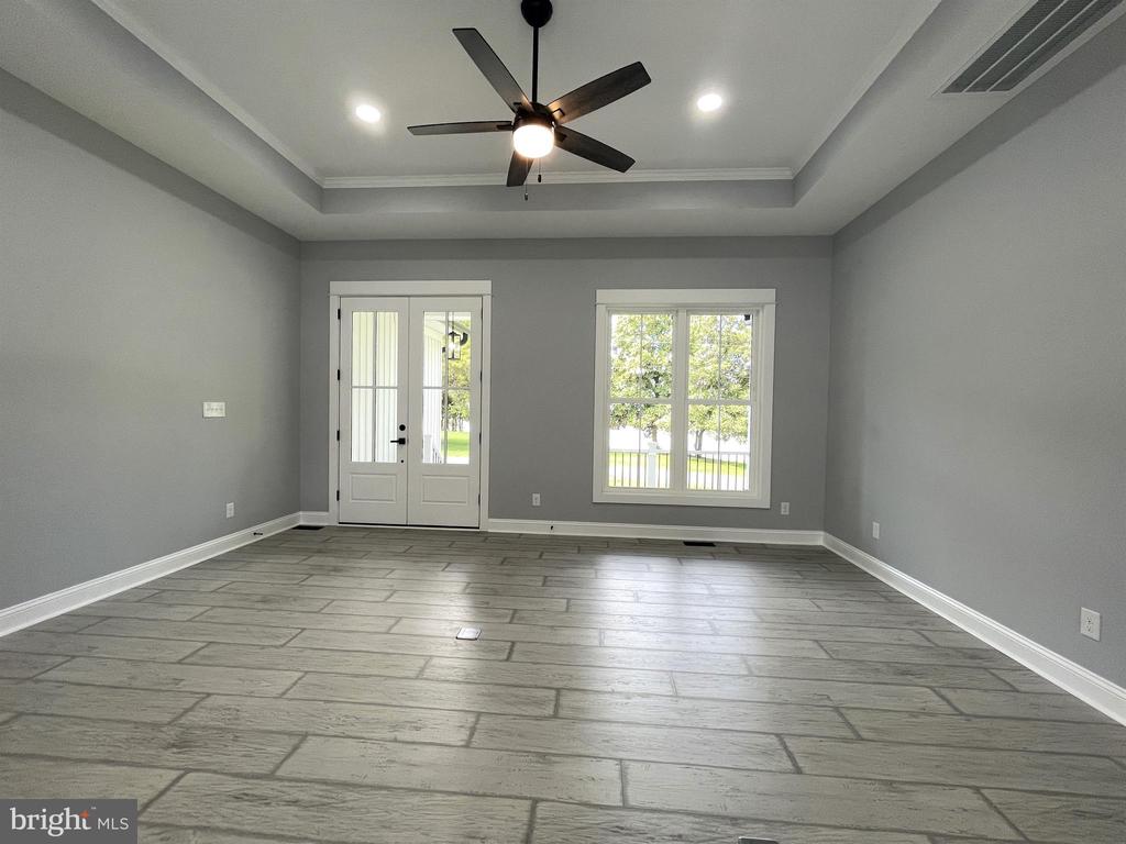 3420 RIVERVIEW DRIVE