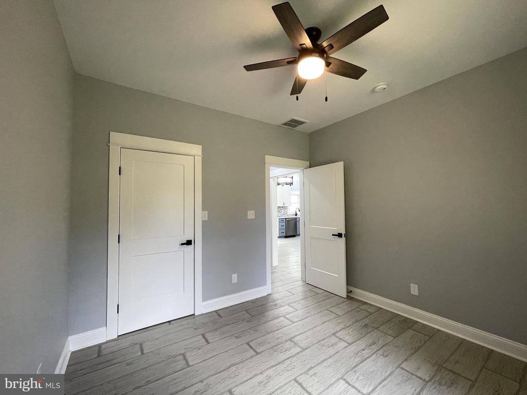 3420 RIVERVIEW DRIVE