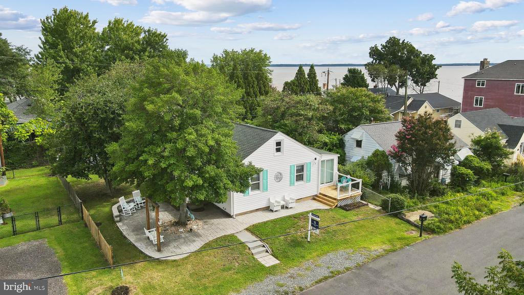 25 MARYLAND AVENUE