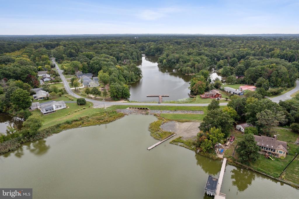 232 CHRYSTAL ROAD