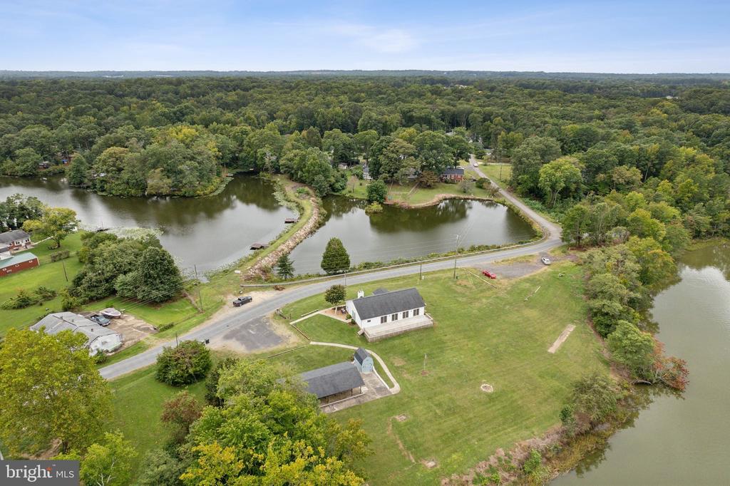232 CHRYSTAL ROAD