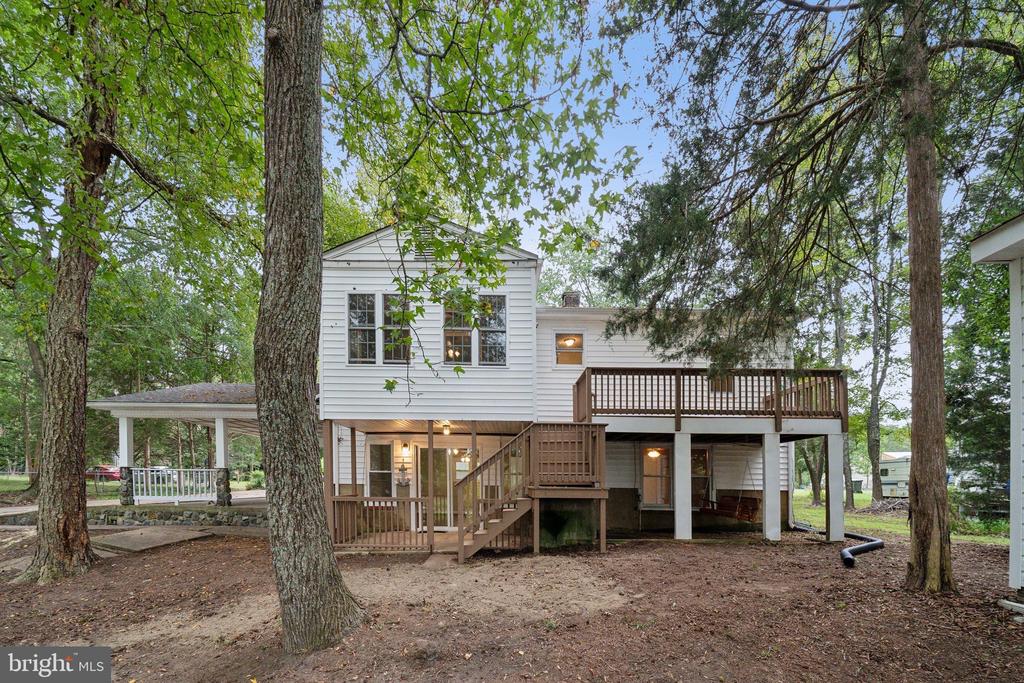 232 CHRYSTAL ROAD