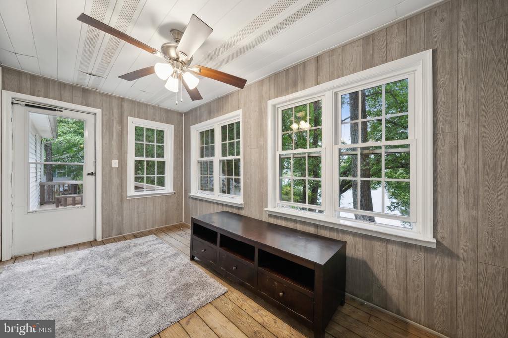 232 CHRYSTAL ROAD