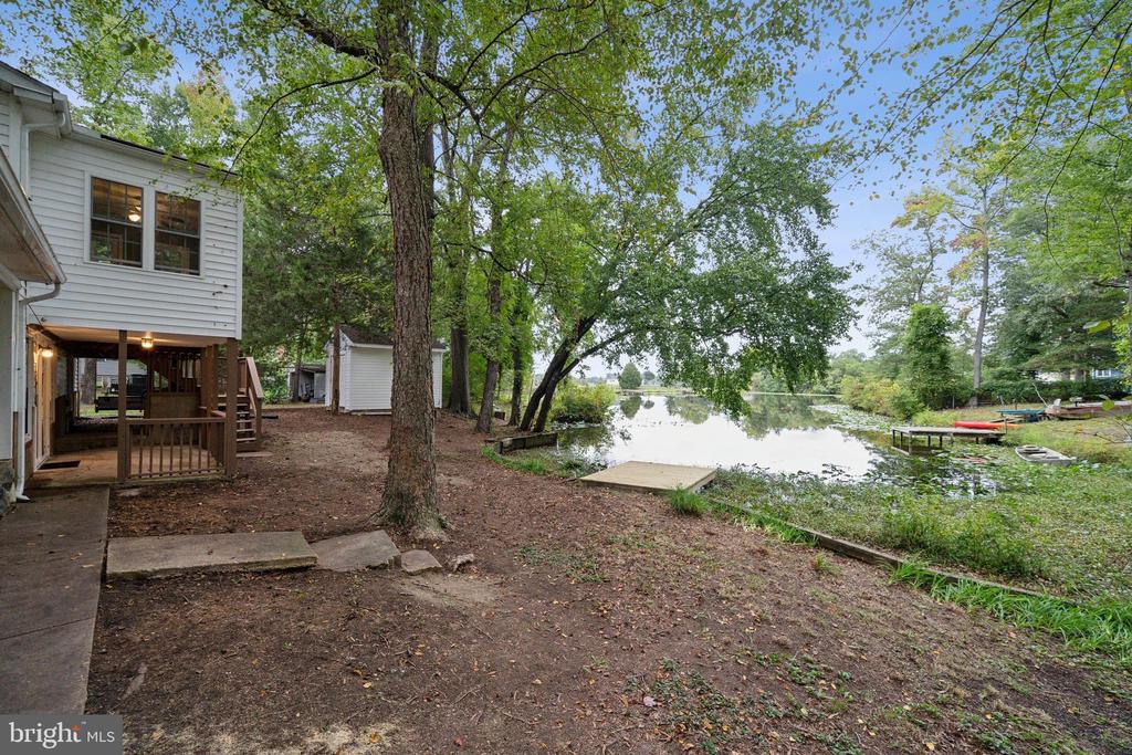 232 CHRYSTAL ROAD