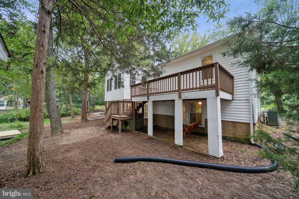 232 CHRYSTAL ROAD