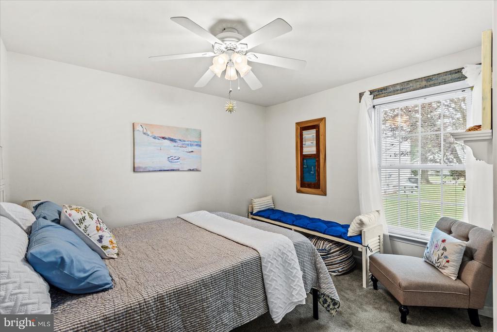 1004 MIDDLETON