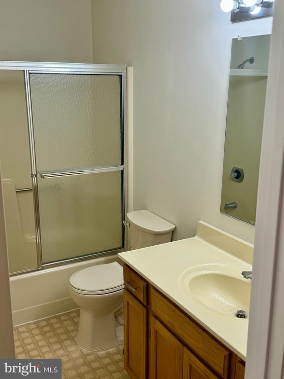 116 LYNNHAVEN COURT