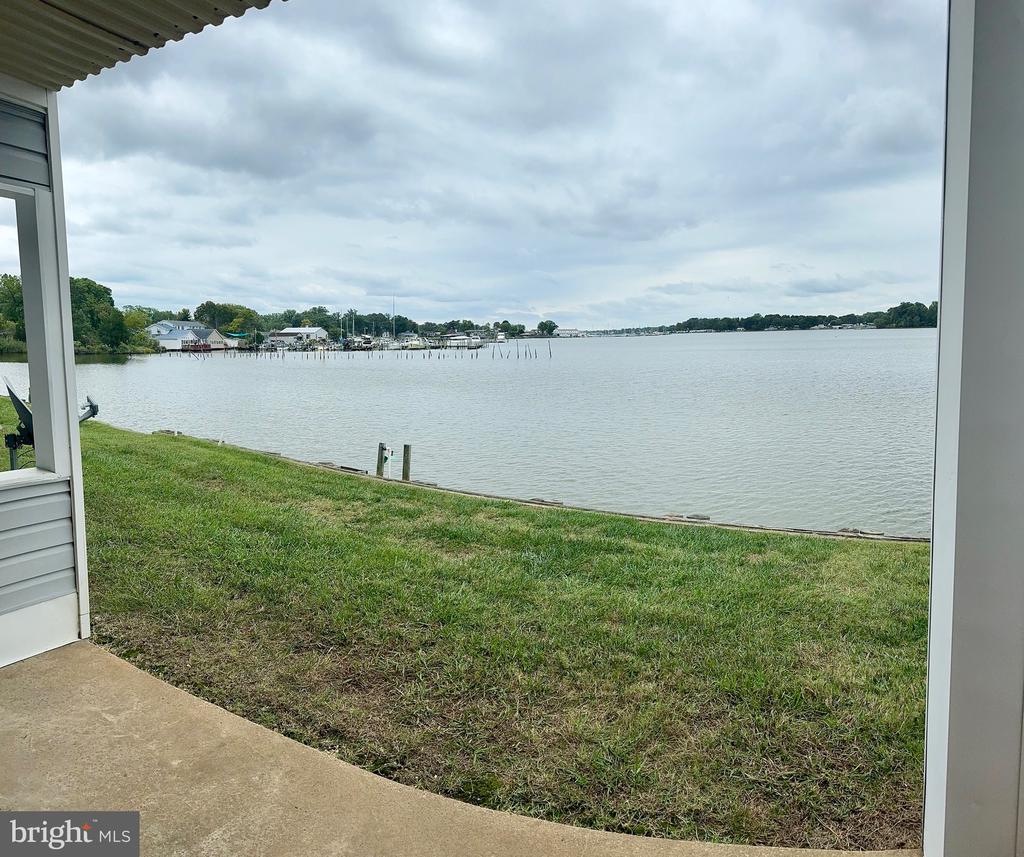 116 LYNNHAVEN COURT