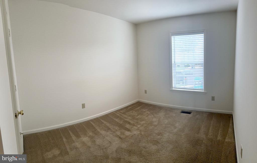 116 LYNNHAVEN COURT