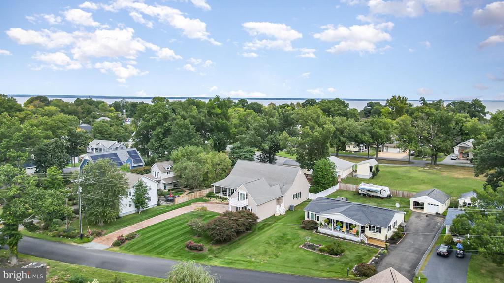 716 MONROE BAY AVENUE