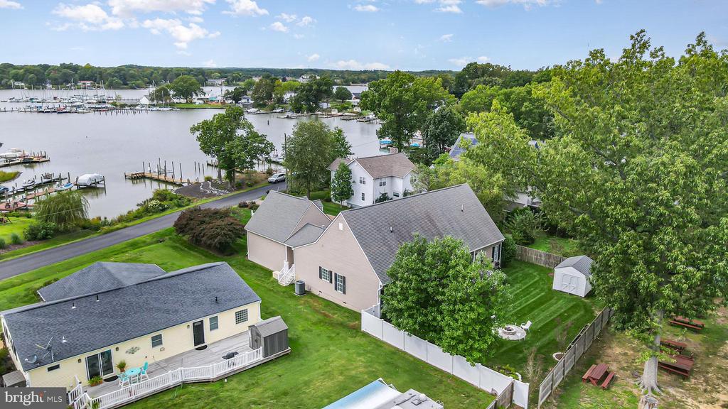 716 MONROE BAY AVENUE