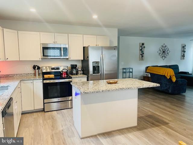 42 WOODMOUNT DRIVE