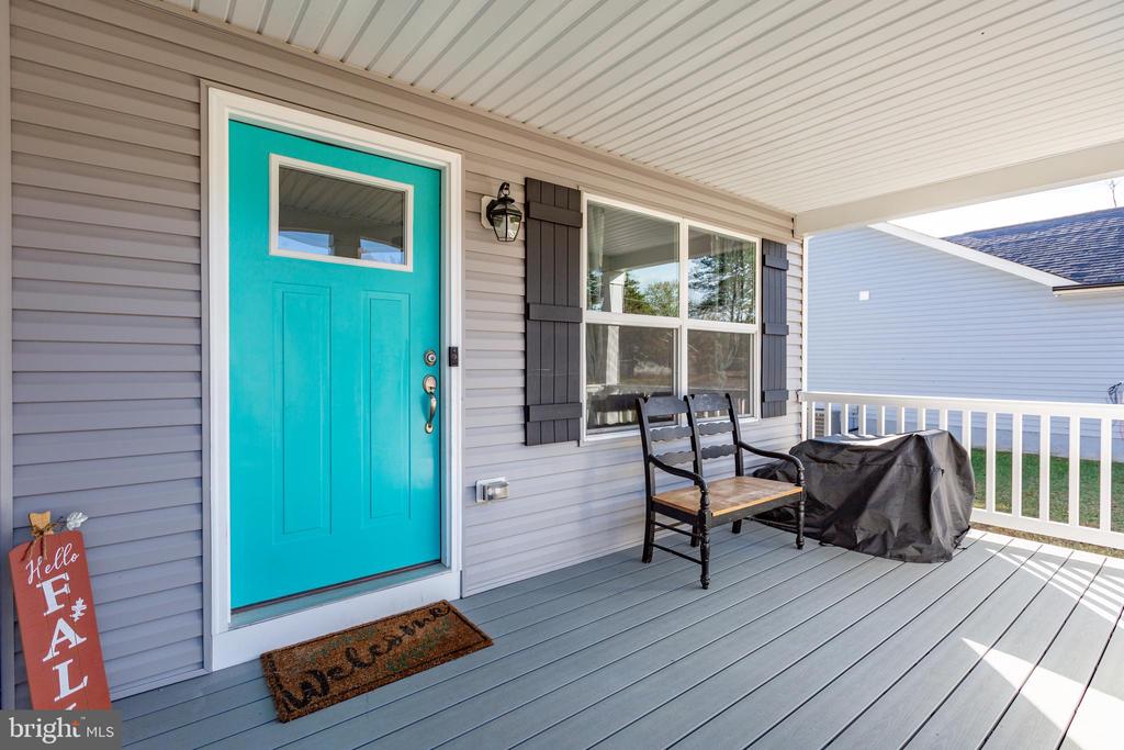 42 WOODMOUNT DRIVE