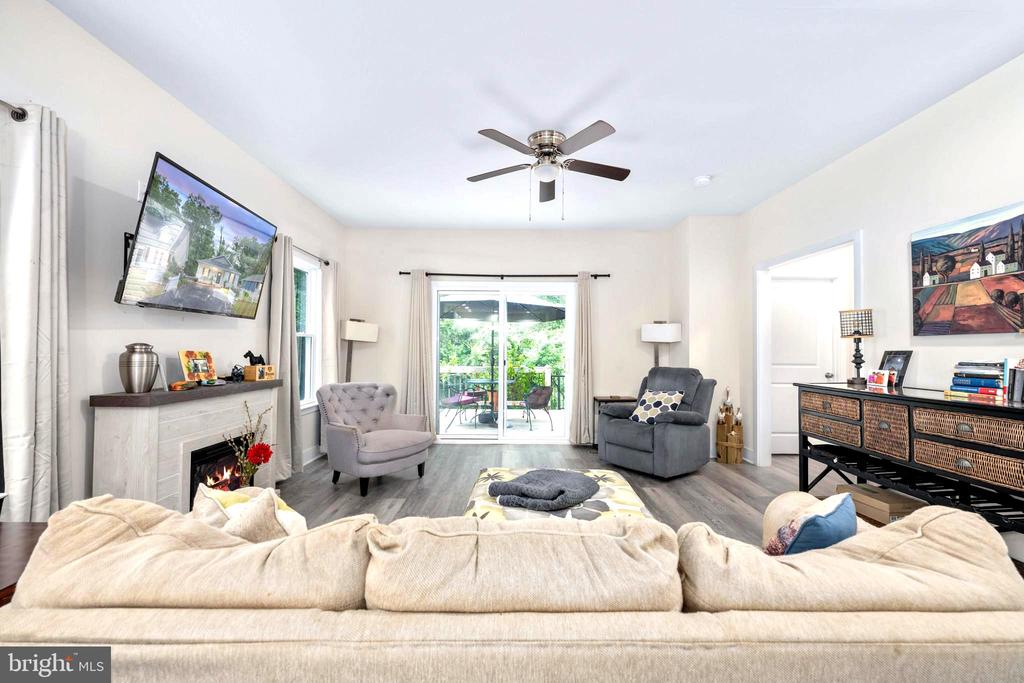 137 12TH STREET