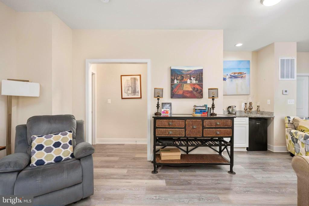 137 12TH STREET