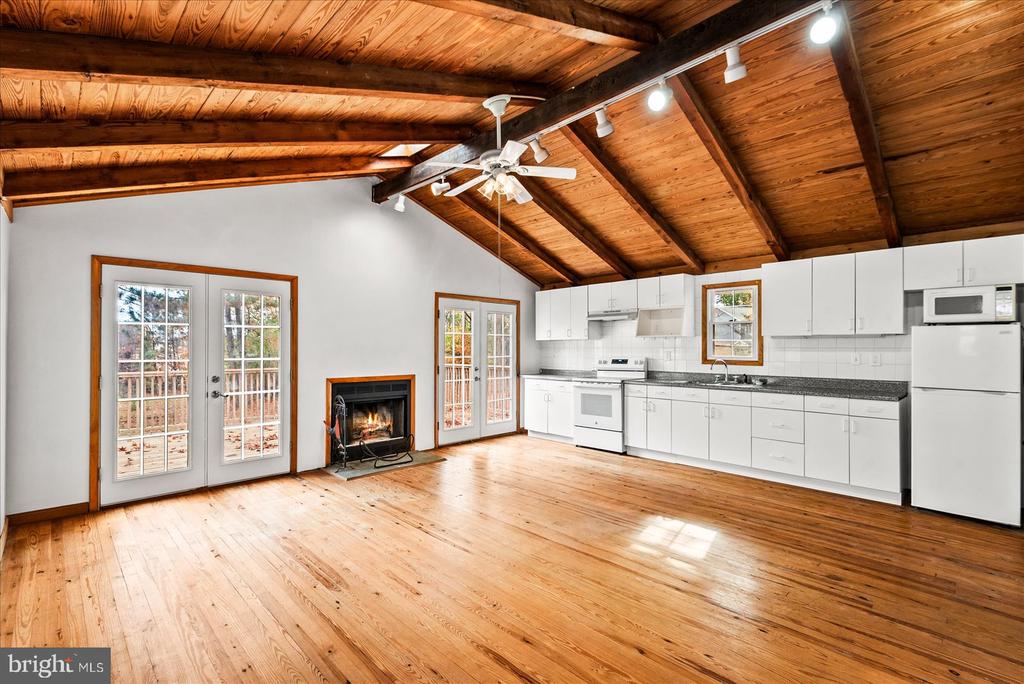 120 SANTA ANITA DRIVE