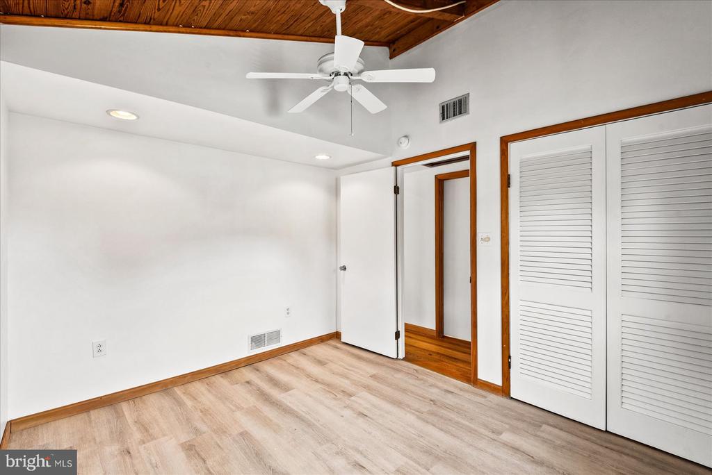 120 SANTA ANITA DRIVE