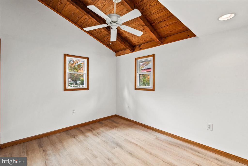 120 SANTA ANITA DRIVE
