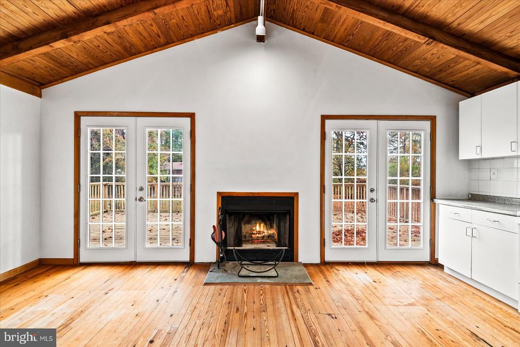 120 SANTA ANITA DRIVE