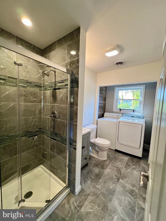141 MEADOWVIEW LANE