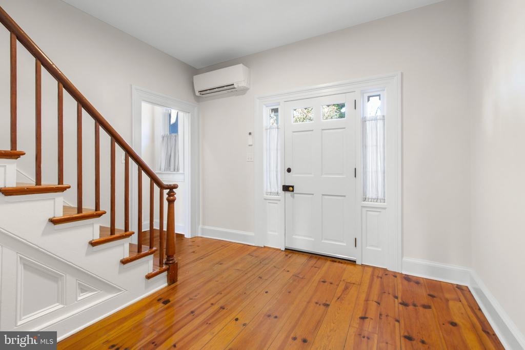 236 LEEDSTOWN ROAD
