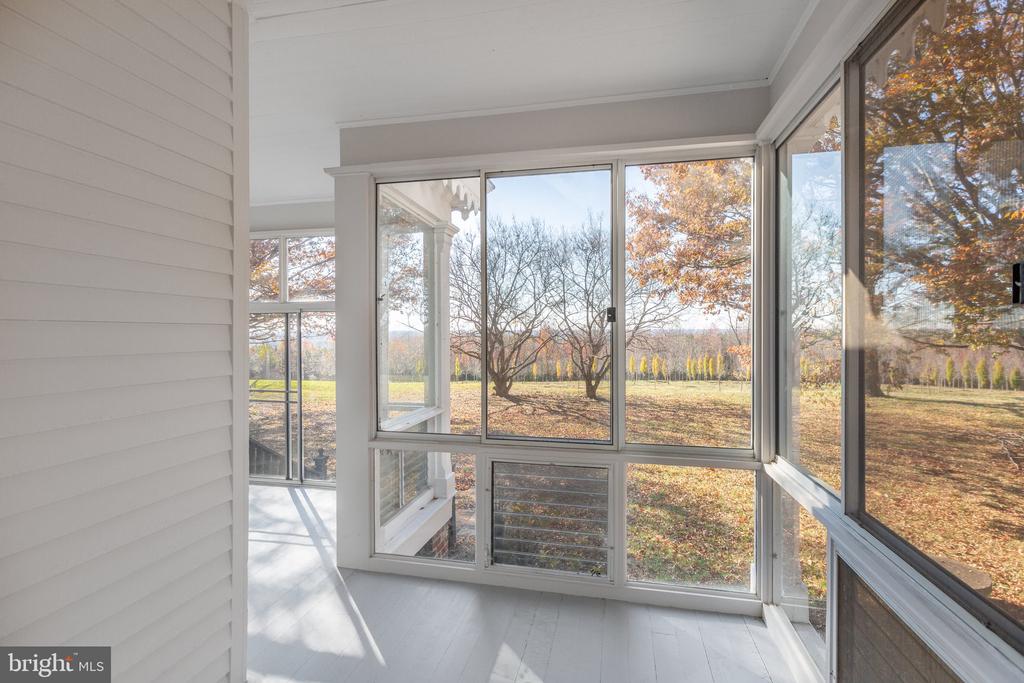 236 LEEDSTOWN ROAD