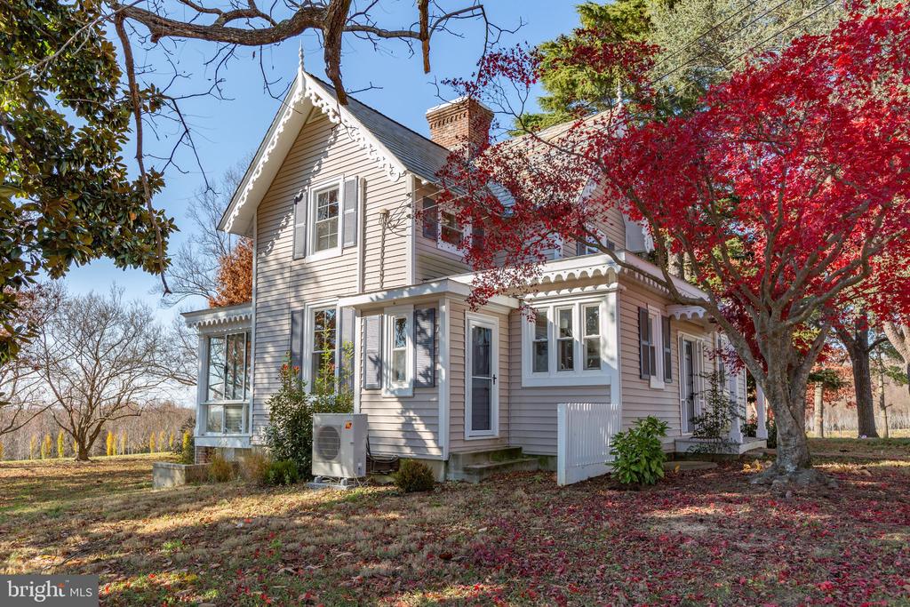 236 LEEDSTOWN ROAD