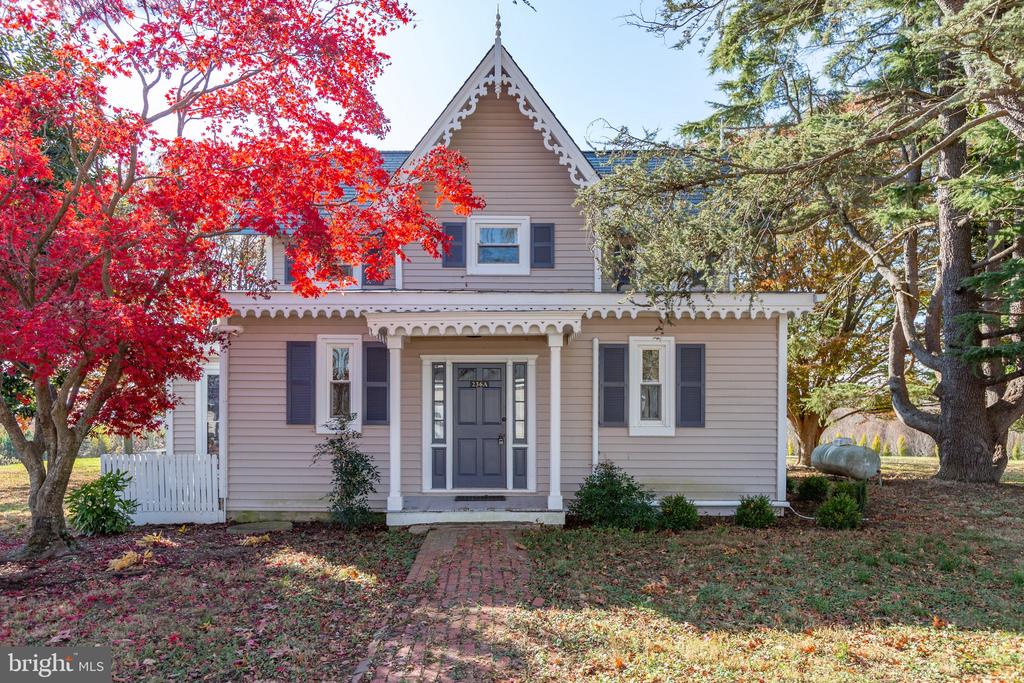 236 LEEDSTOWN ROAD