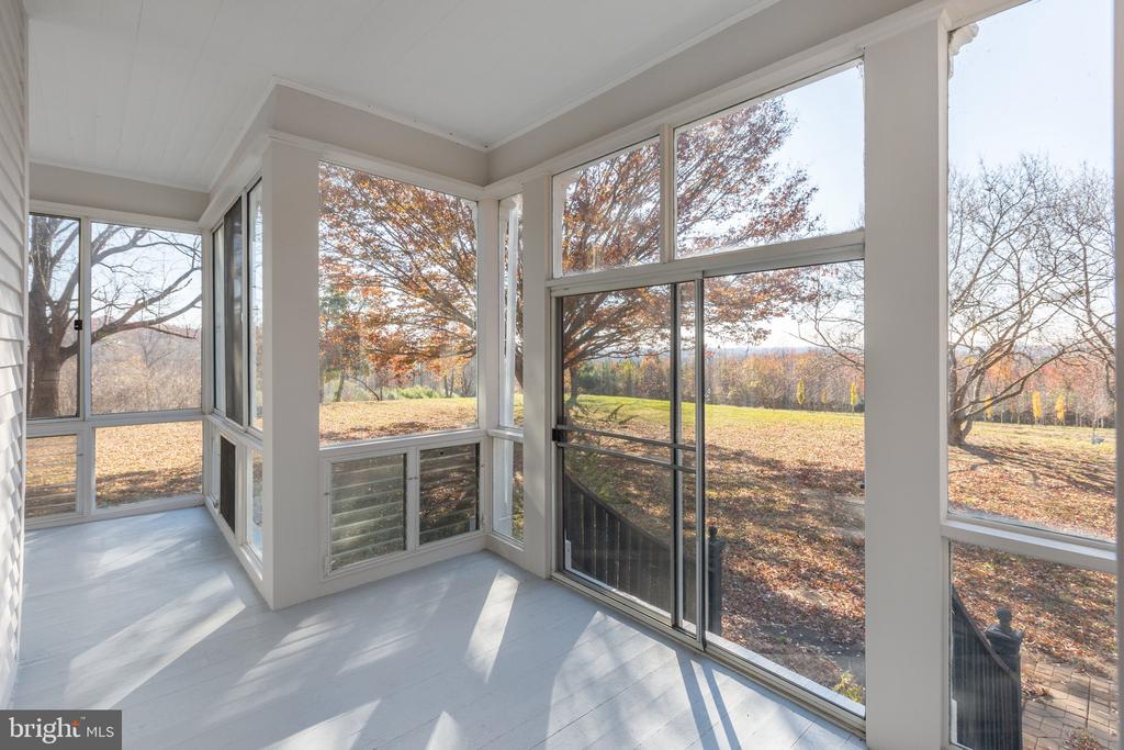 236 LEEDSTOWN ROAD