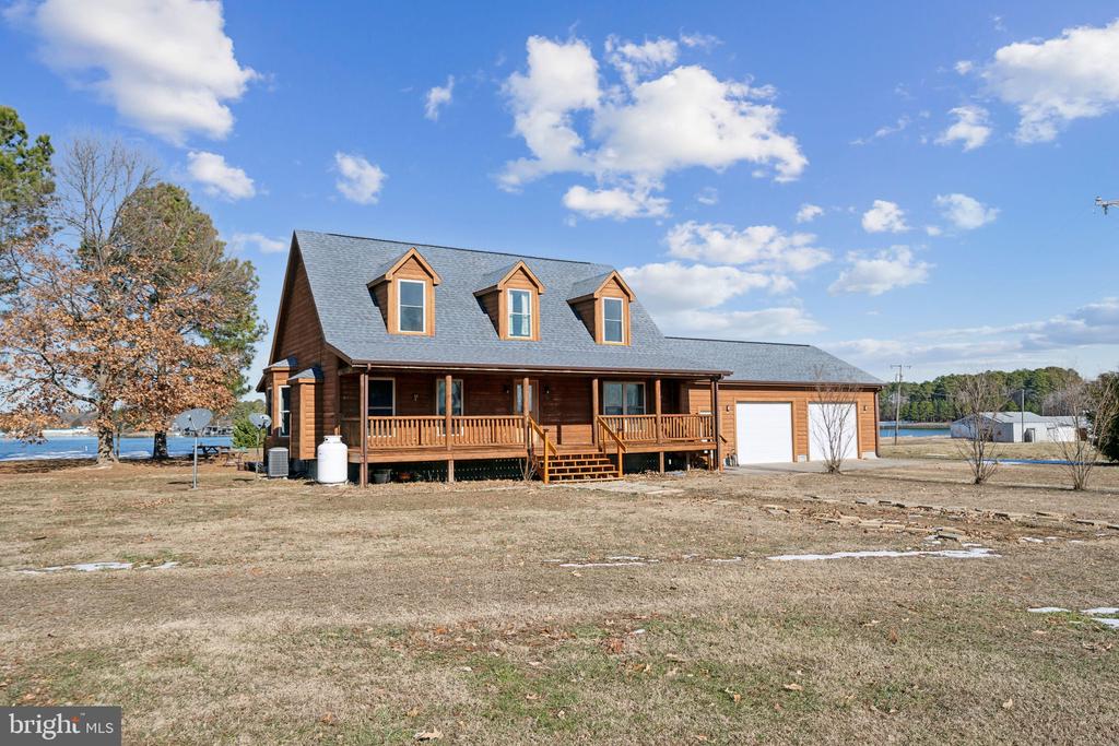 1319 WHITE POINT ROAD