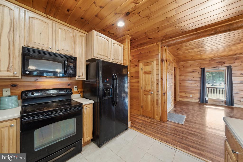 1319 WHITE POINT ROAD