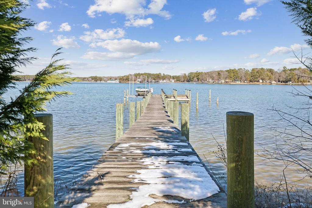 1319 WHITE POINT ROAD