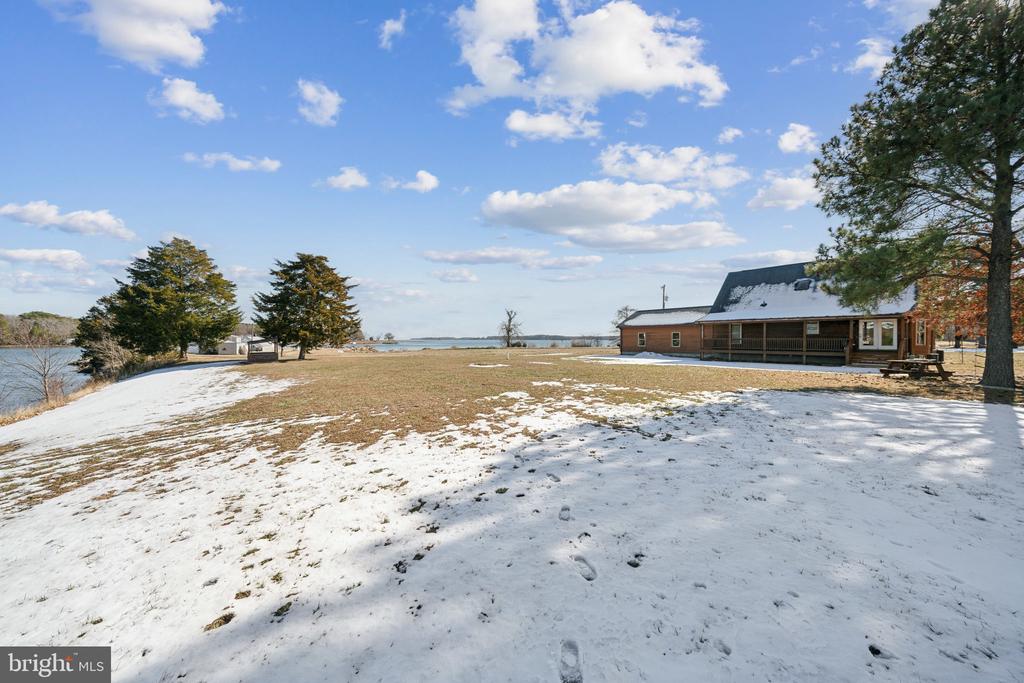 1319 WHITE POINT ROAD