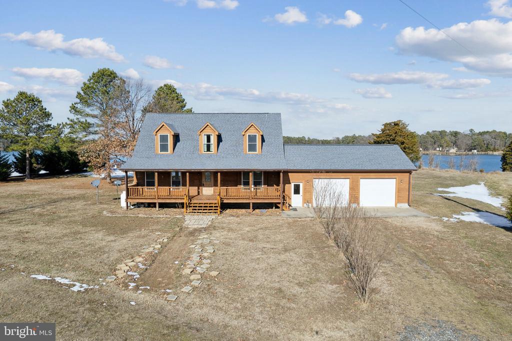1319 WHITE POINT ROAD
