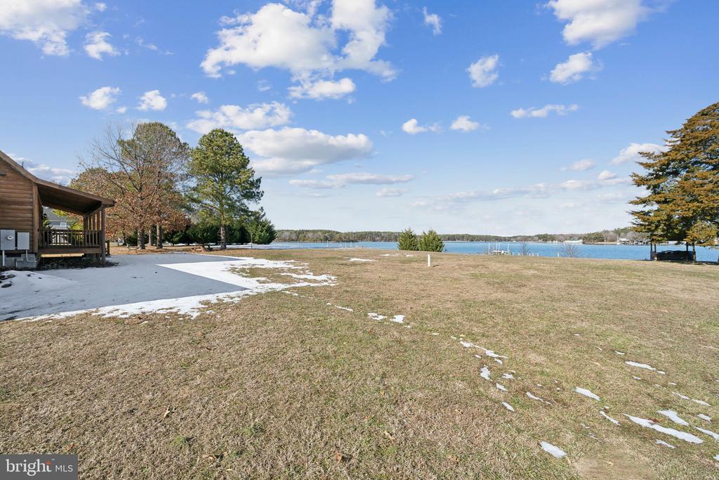 1319 WHITE POINT ROAD