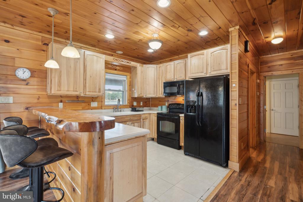 1319 WHITE POINT ROAD