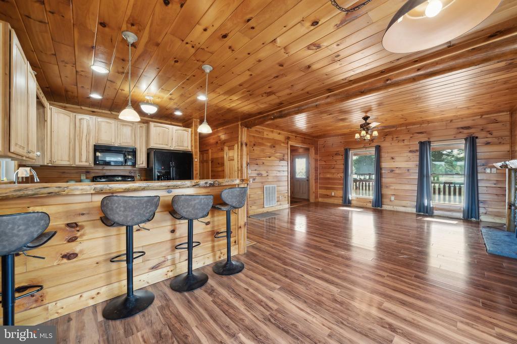 1319 WHITE POINT ROAD