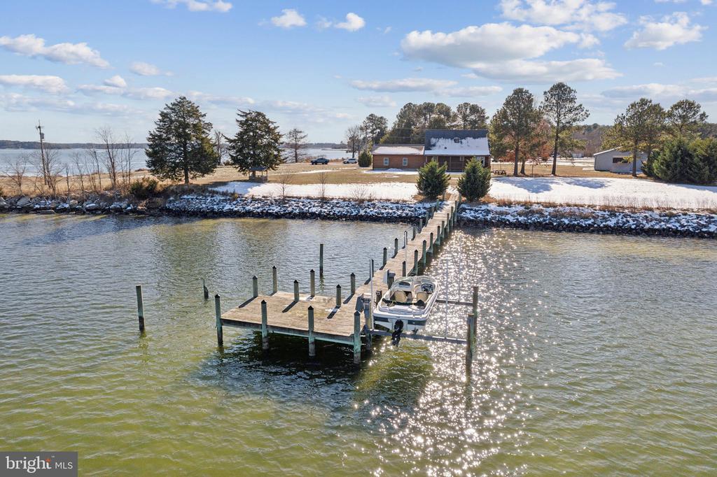1319 WHITE POINT ROAD