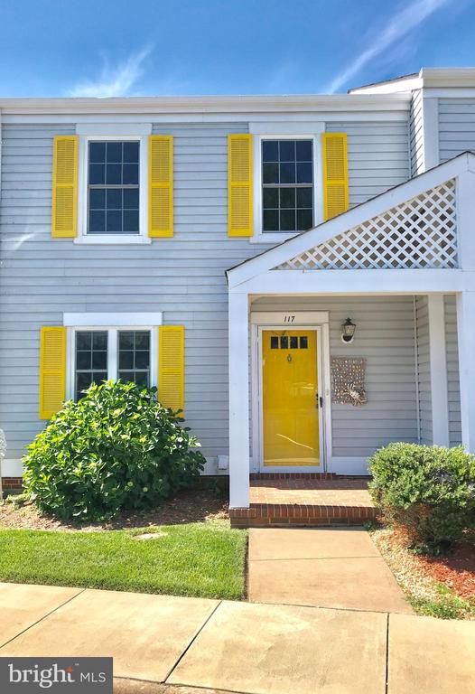 117 LYNNHAVEN COURT