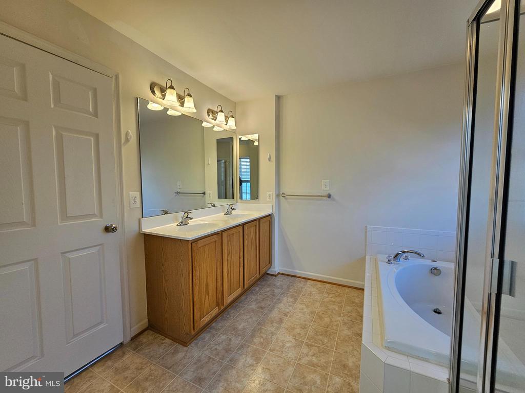 311 MONROE POINT DRIVE